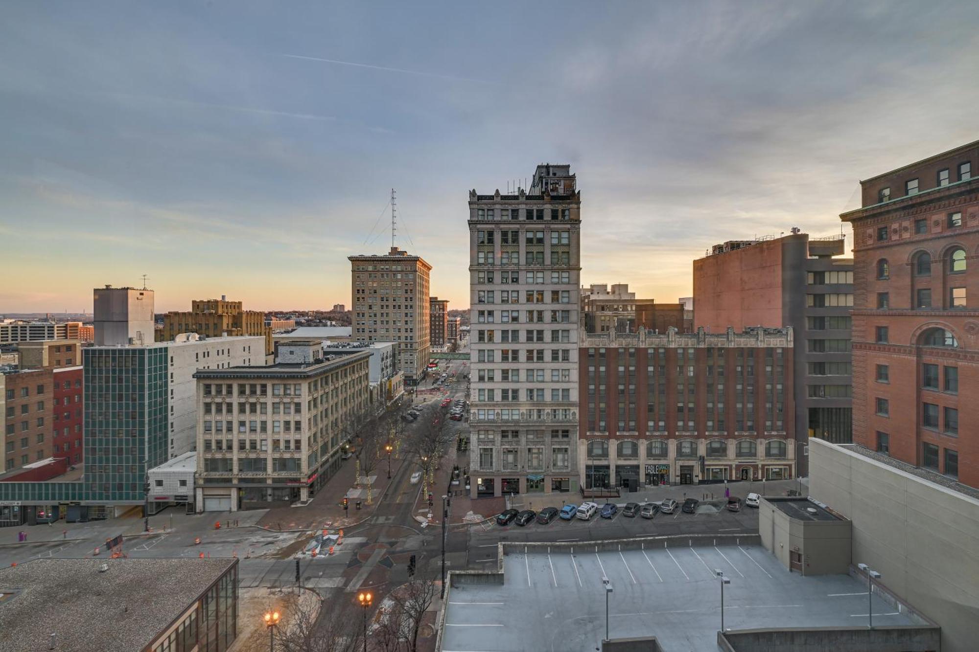 Historical Apt In Dtwn Omaha - Pets Welcome!アパートメント エクステリア 写真